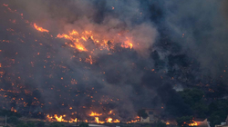 Greqia vazhdon përpjekjet për të shuar zjarret