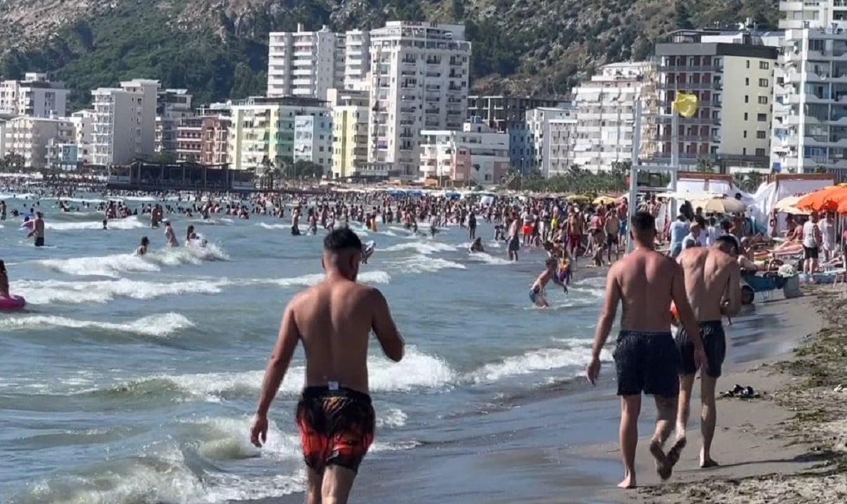 Një grua nga Kosova në gjendje të rëndë pasi rrezikoi të mbytej në Shëngjin