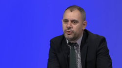 Vrajolli: Heshtja e zyrtarëve ndërkombëtarë i trimëron akterët destabilizues në Kosovë