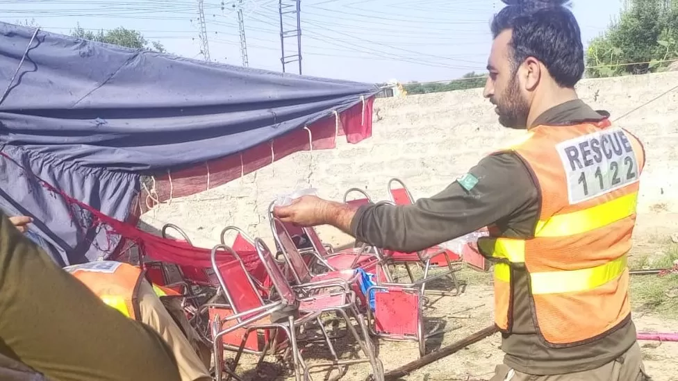 Të paktën 35 të vrarë në Pakistan pas një shpërthimi në një tubim politik islamik