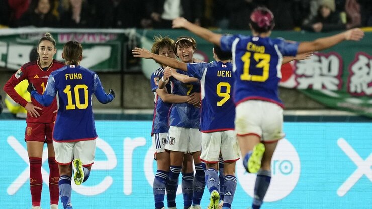 Japonia “shkatërron” Spanjën dhe fiton grupin