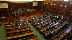 Në Kuvend debatohet për situatën në veri