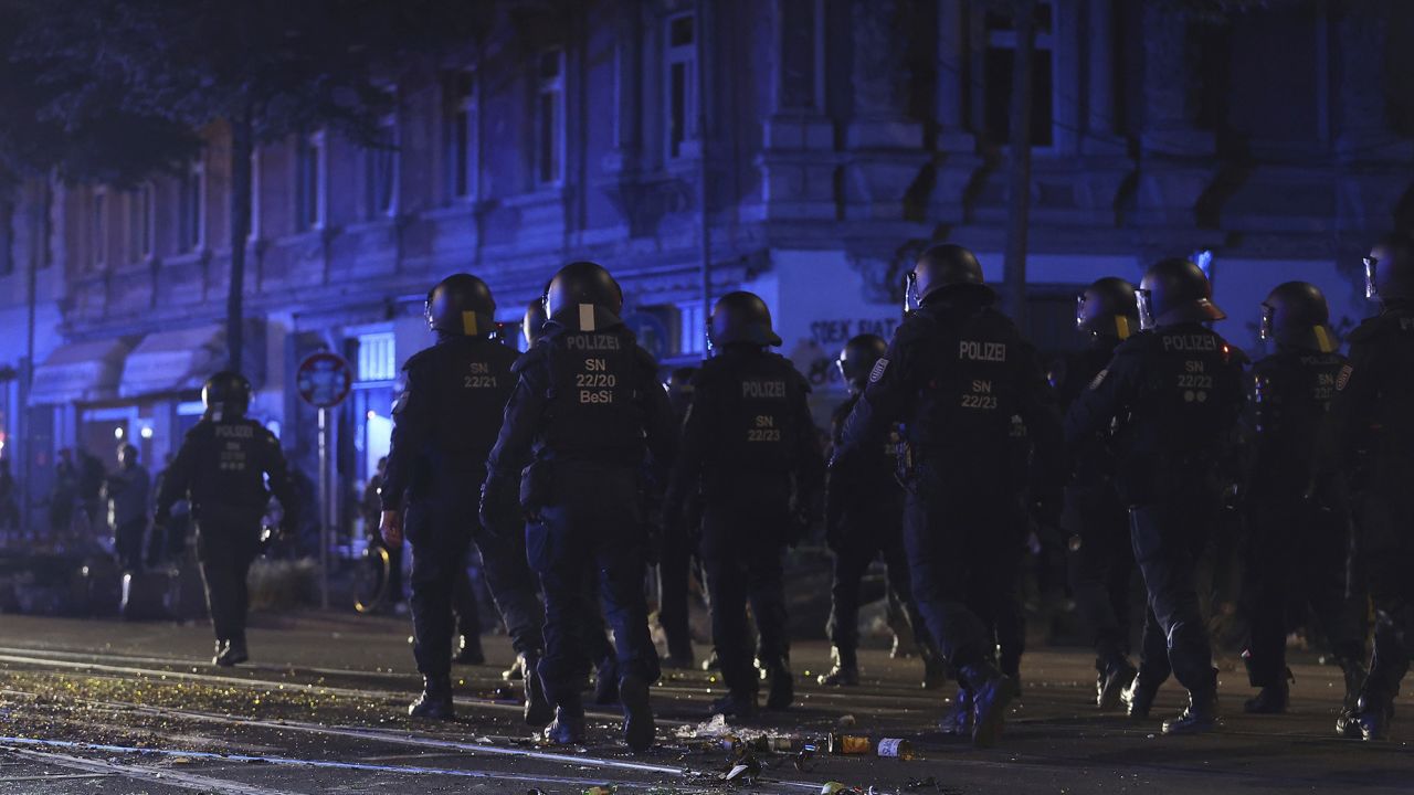 Dënimi i një gruaje nxit trazirat në Leipzig të Gjermanisë