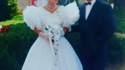 Nëna e Rita Orës jep dy “këshilla” për martesë të gjatë