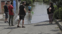 38 mijë njerëz të rrezikuar nga përmbytjet në Ukrainë