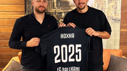 Ballkani zyrtarizon marrëveshjen me portierin Hoxha