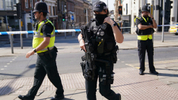Sulme vdekjeprurëse në Britani, s’dihet nëse ishin terroriste