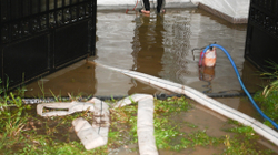 Reshjet e pandërprera të shiut shkaktojnë vërshime në Podujevë