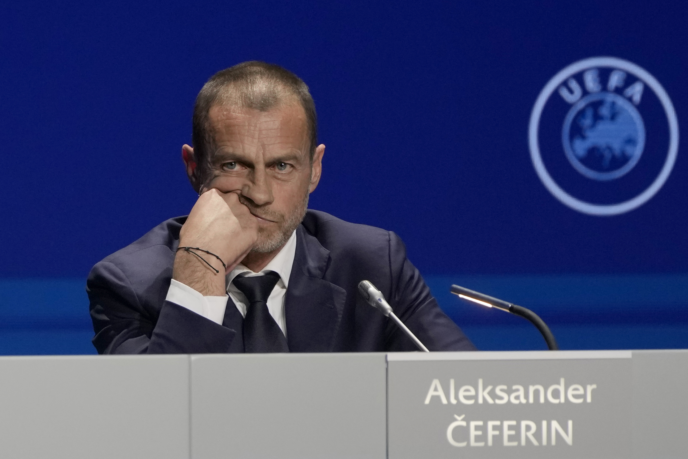 Presidenti i UEFA-s nuk u frikësohet investimeve të arabëve
