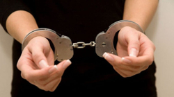 Paraburgim e arrest shtëpiak të dyshuarve që u përfshinë në vdekjen e gruas në Malishevë