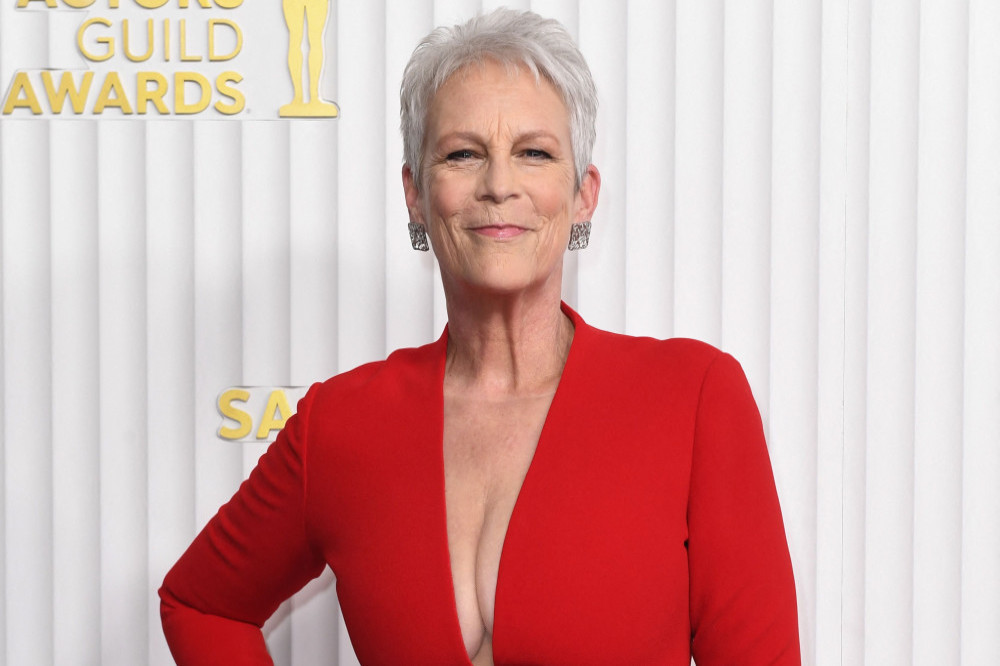 Jamie Lee Curtis freut sich über ihre Rolle in der Serie „The Bear“ –  KOHA.net