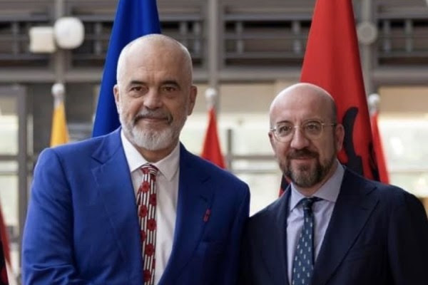 Rama: Lirimi i tre policëve lajm shumë i mirë, megjithëse i vonuar