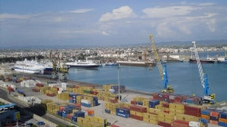 Megajahti 300 milionë dollarësh mbërrin në portin e Durrësit