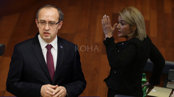 Hoti përplaset me Kusari-Lilen: Zelli i saj për t’u shërbyer shefave është i gërditshëm