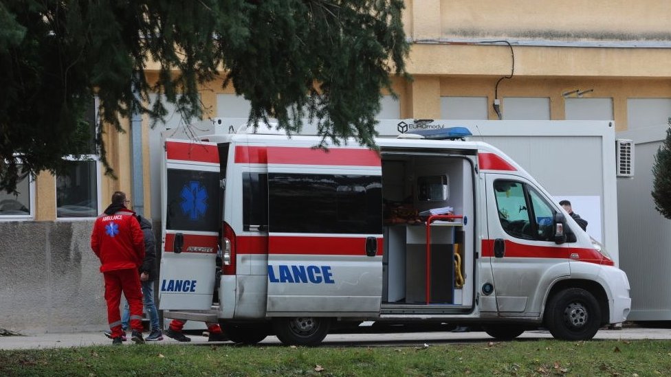 Zjarr në një ndërtesë në Novi-Pazar, katër fëmijë të vdekur