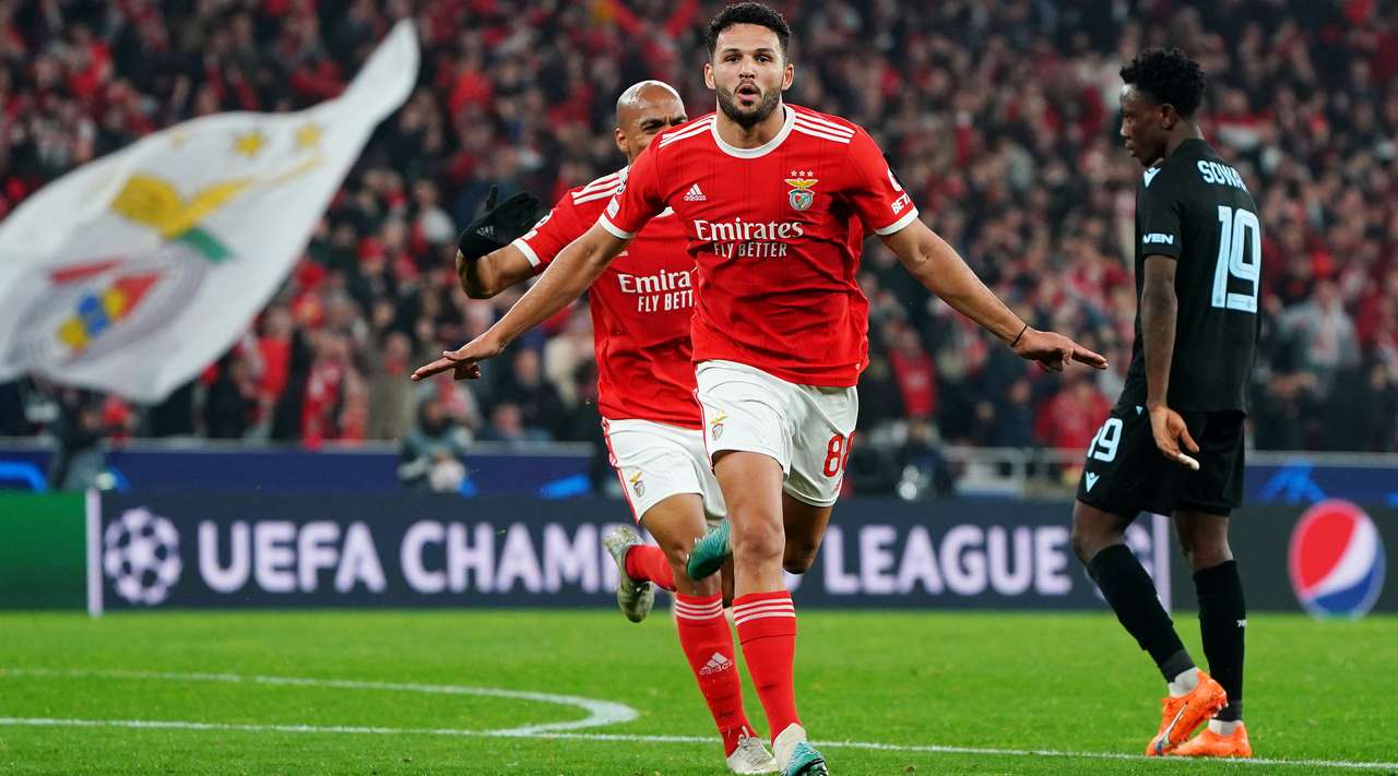 Benfica në epërsi 2:0 pas pjesës së parë