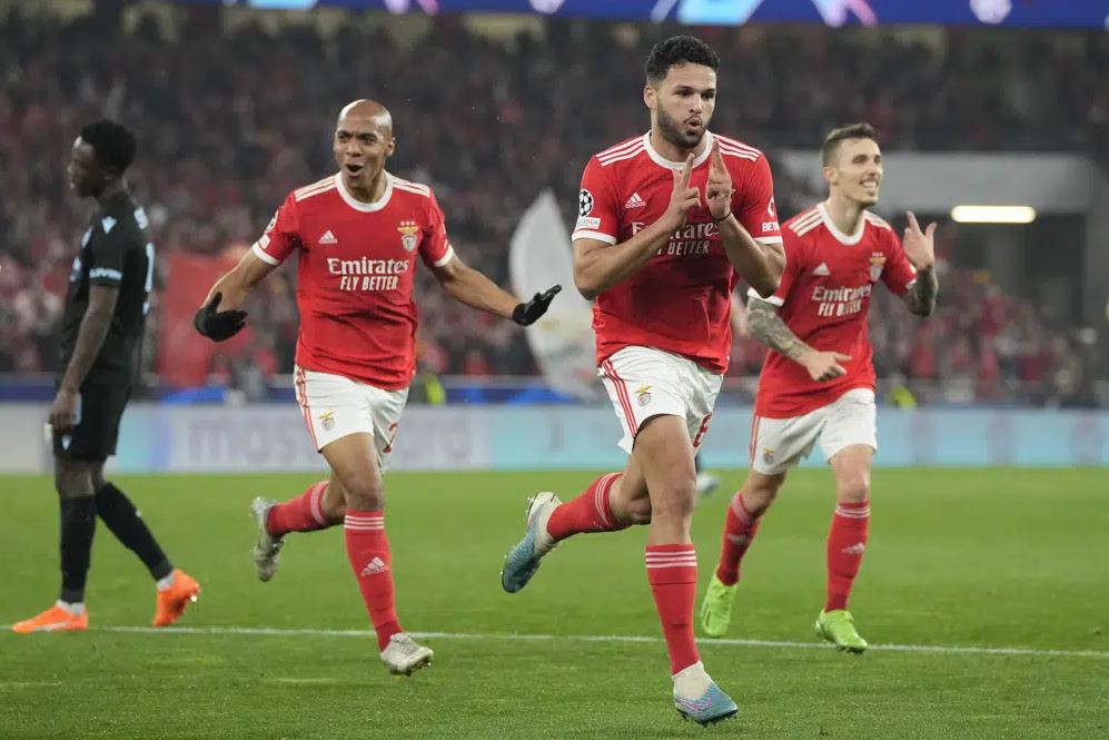 Benfica tregon forcën me kualifikim në çerekfinale të Championsit