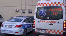 13-vjeçari në Shqipëri bie nga ballkoni dhe vdes, dyshohet se u zgjua jerm