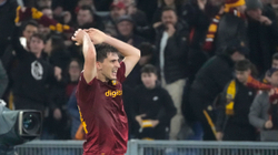 Kumbulla kontribuon me gol në fitoren e Romës