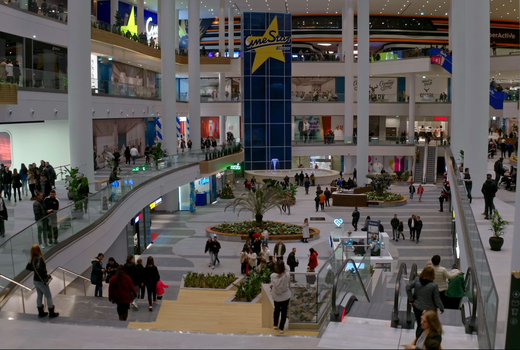 Hapja e madhe e Prishtina Mall rrit aktivitetin ekonomik dhe sjell turma të mëdha në Kosovë