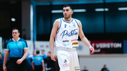 Prishtinës i konfirmohet fitorja dhe natyralizimi i Memedit, Vëllaznimi paralajmëron ankesë në FIBA