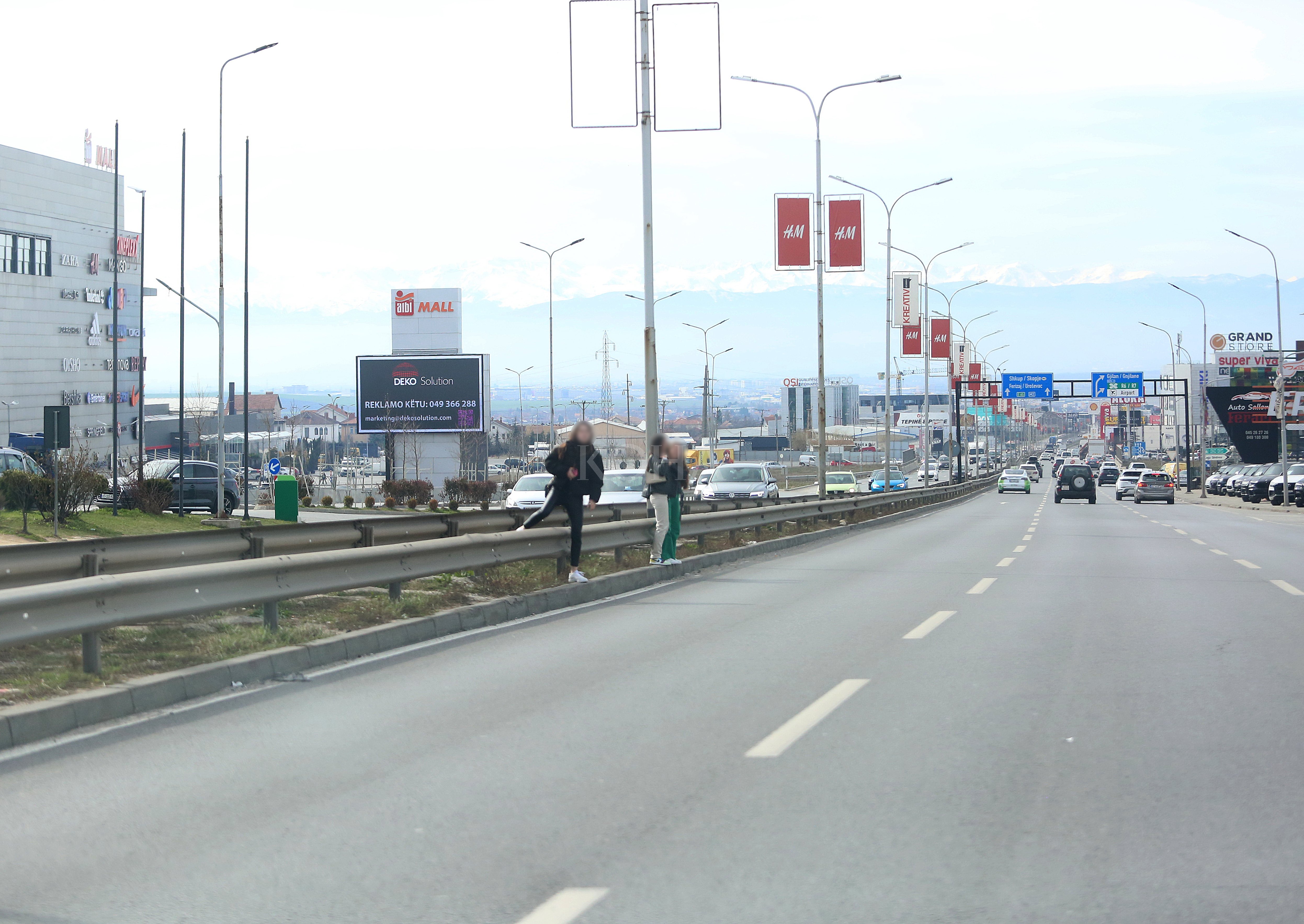 Pavarësisht aksidenteve, këmbësorët vazhdojnë të rrezikojnë në Veternik