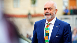 Rama uron që marrëveshja e panënshkruar të kthehet në realitet të ri mes Kosovës e Serbisë