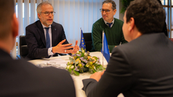 Reuten: E rëndësishme që qytetarëve të Kosovës t’iu jepet perspektiva evropiane