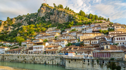 TIME: Berati, një nga destinacionet për t’u vizituar më 2023
