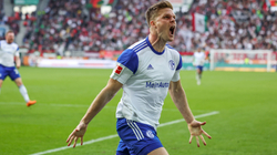 Schalke vazhdon serinë pa humbje në tetë ndeshje