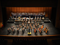 Me muzikë që përfaqëson krijimet tipike shqiptare, aso që prek luftën e jep mesazhe paqeje, Filharmonia e Kosovës, nën dirigjimin e maestros Baki Jashari, të hënën mbrëma mbajti koncert në qendrën kulturore “Belem”, më të madhen e Lisbonës (Foto: MKRS)