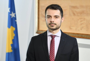 Zëdhënësi i Qeverisë, Përparim Kryeziu
