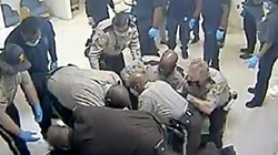 Aktakuzë ndaj 7 policëve në SHBA për vdekjen në paraburgim të një personi