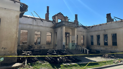 Rinis restaurimi i monumentit të djegur në Ferizaj, hetimet vazhdojnë