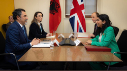 Shqipëria i kërkon Britanisë t’i amnistojë emigrantët që punojnë ndershëm
