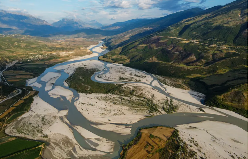 Qesarat Vjosa en tant que parc national - moment historique pour la nature ...