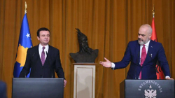 Kurti refuzon sërish Ramën, kritikohet në Kosovë e Shqipëri