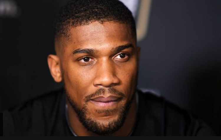 Joshua i bën thirrje Furyt për përballje: Është momenti i duhur