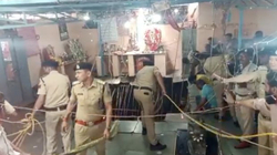 25 persona bllokohen në pus pasi dyshemeja e tempullit në Indi shembet, tetë të vdekur