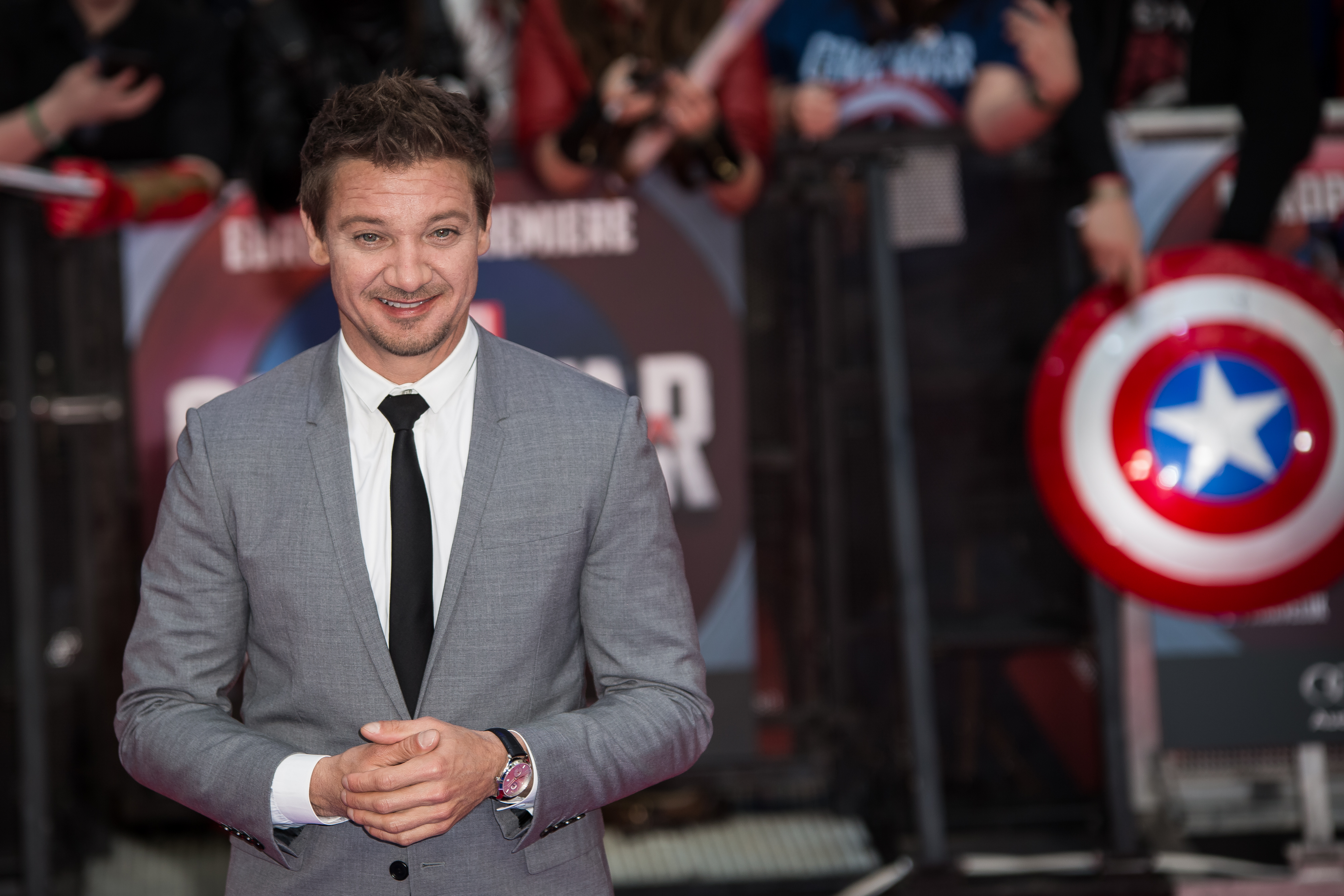 Jeremy Renner e falënderon një person të veçantë për rikuperimin e tij