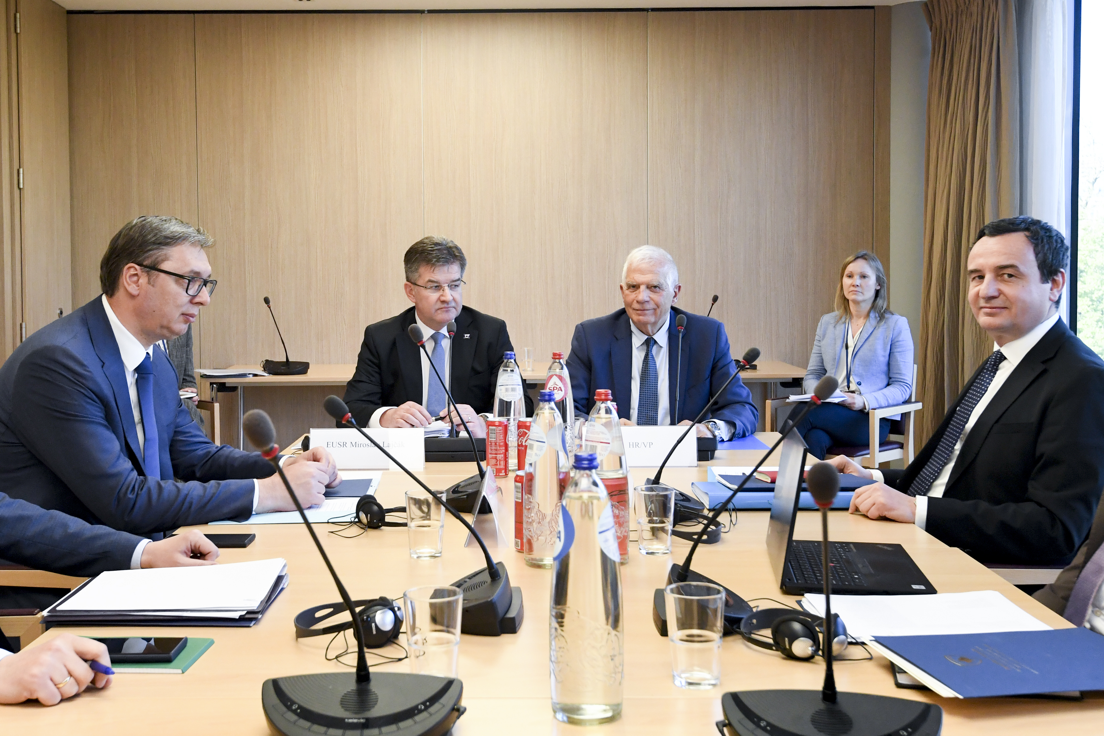 Qeveria publikon përmbledhjen e shkeljeve që Serbia ia ka bërë Marrëveshjes Bazë