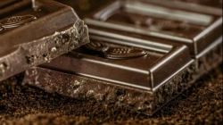 Prishtinë, AUV-i gjen mbi 1000 çokollata me datë të falsifikuar të përdorimit