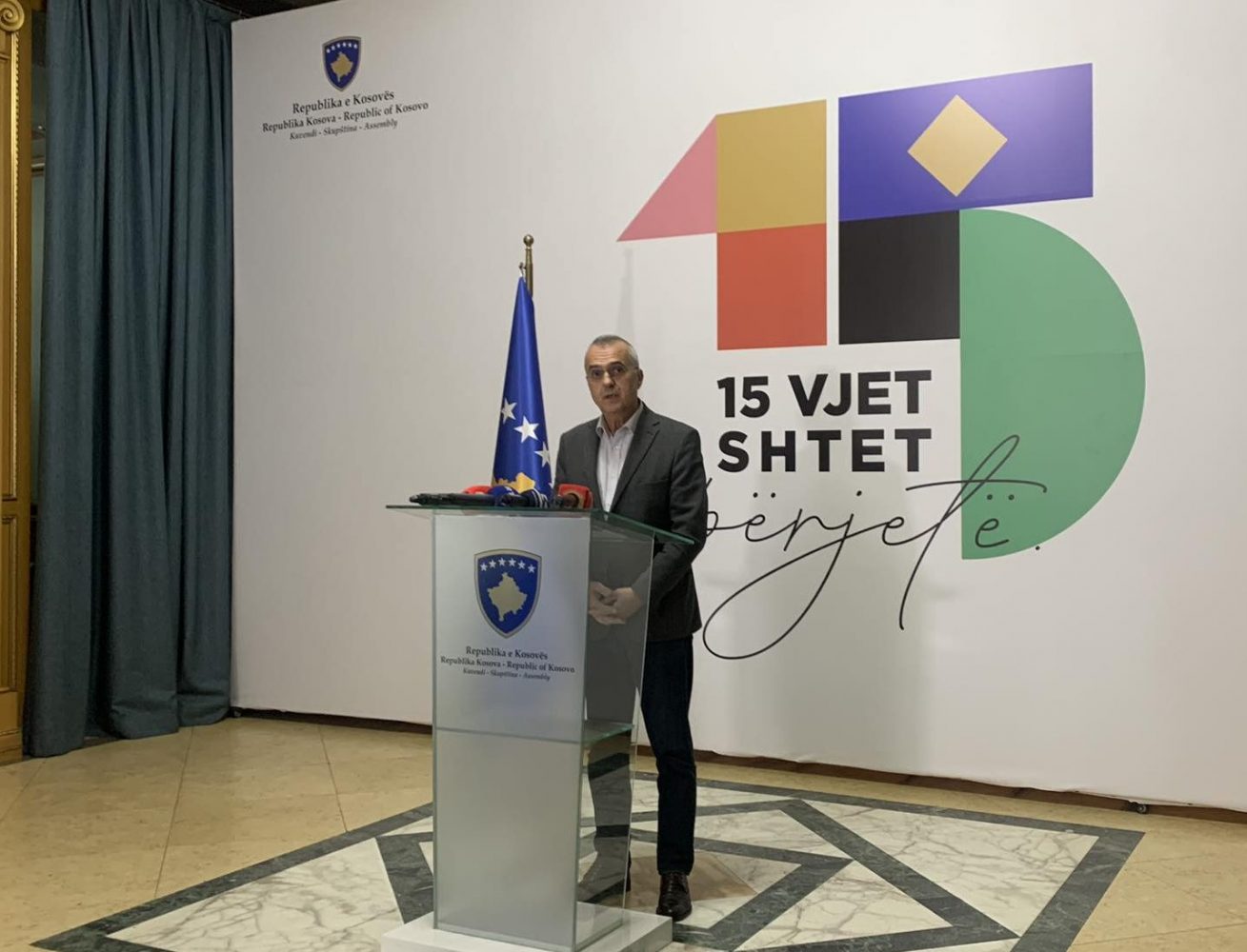 Dugolli kërkon nga Gjykata Speciale të nisë hetimet për Masakrën e Dubravës