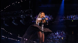 Rita Ora pushton skenën e “Eurovisionit”