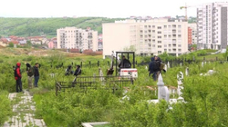 Gërmime në Prishtinë për gjetjen e dy trupave të shqiptarëve të zhdukur gjatë luftës