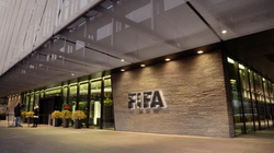 Fondi i FIFA-s për pagat e papaguara ndihmon 225 lojtarë të klubeve në Portugali e Greqi