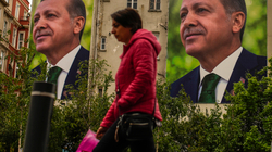 Erdoganit i lëkundet fort karrigia