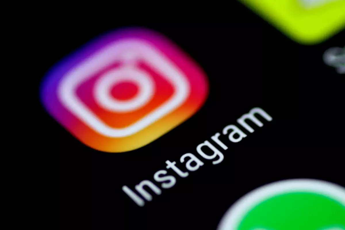 shefi-i-instagramit-nuk-ua-pergjojme-telefonat