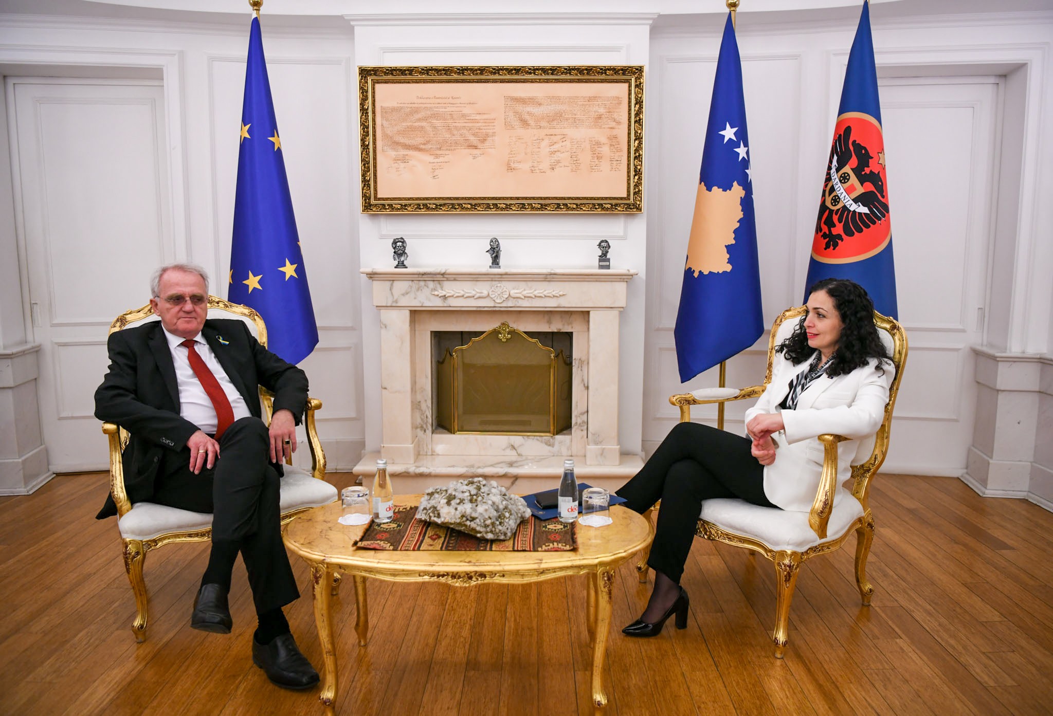 Osmani takon zv.presidentin e PE-së, diskutojnë për procesin integrues të Kosovës