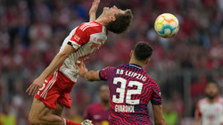 Bayerni “lëshon” titullin nga duart